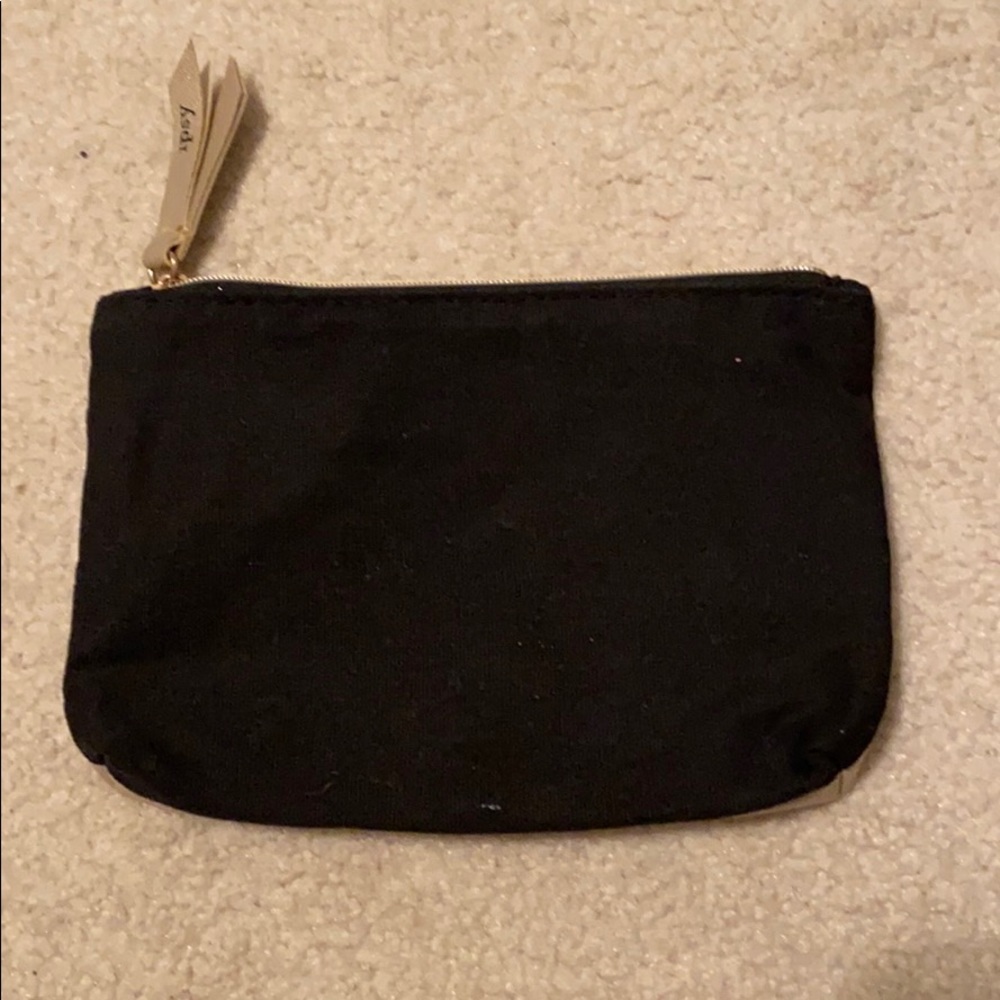 Makeup Bag - Picture 2 of 4